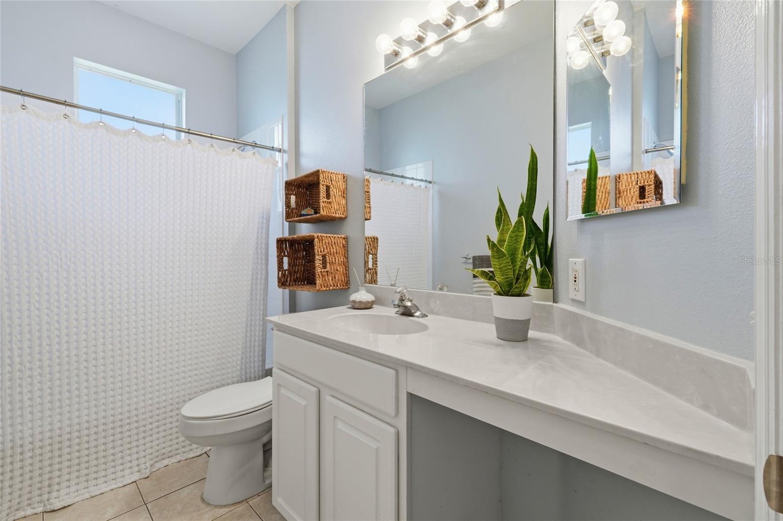 THE OAKS AT WOODLAND PARK PH 1 - Residential