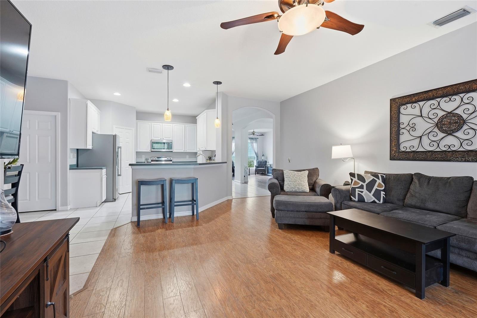 THE OAKS AT WOODLAND PARK PH 1 - Residential