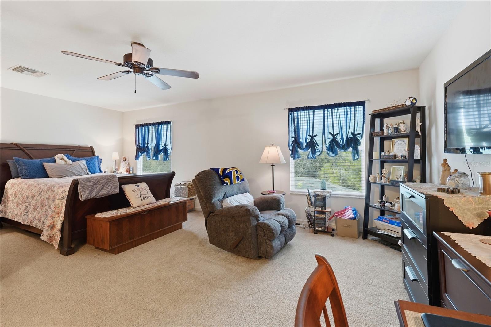 THE OAKS AT WOODLAND PARK PH 1 - Residential