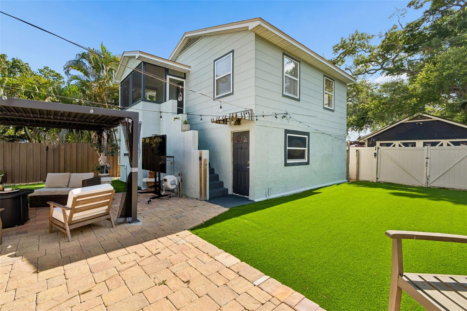 EDINA GARDEN OF EDEN - Residential