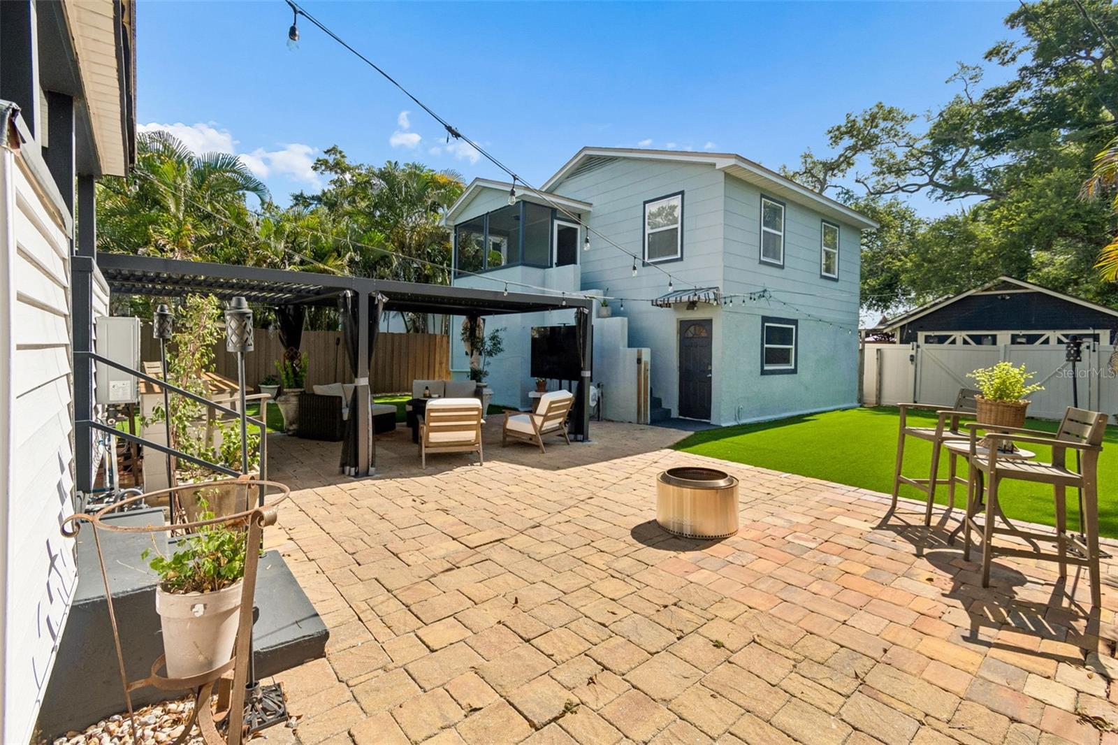 EDINA GARDEN OF EDEN - Residential