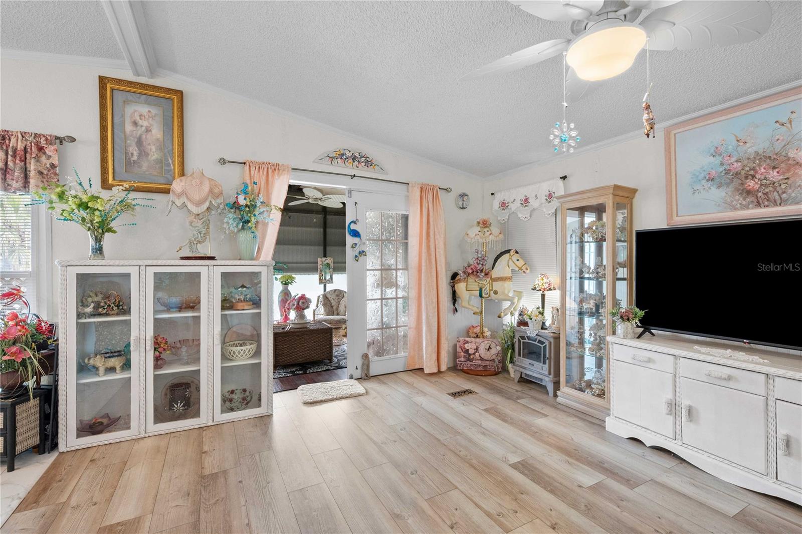 TIMBER LAKE ESTATES - Residential