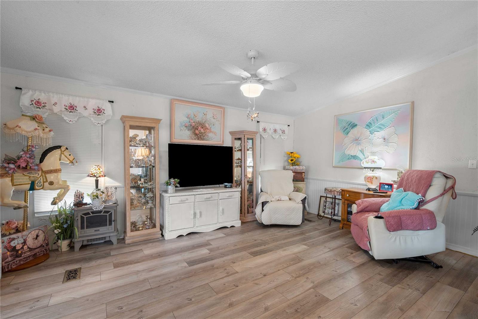 TIMBER LAKE ESTATES - Residential