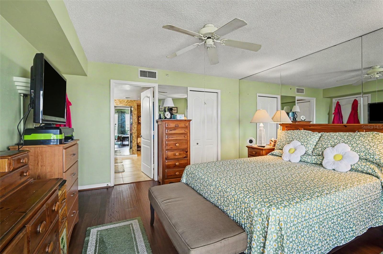 OCEANS CLOVERLEAF NORTH - Residential