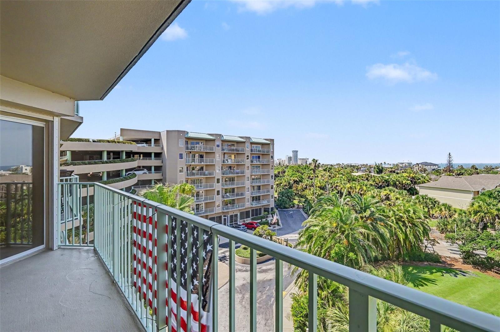 OCEANS CLOVERLEAF NORTH - Residential