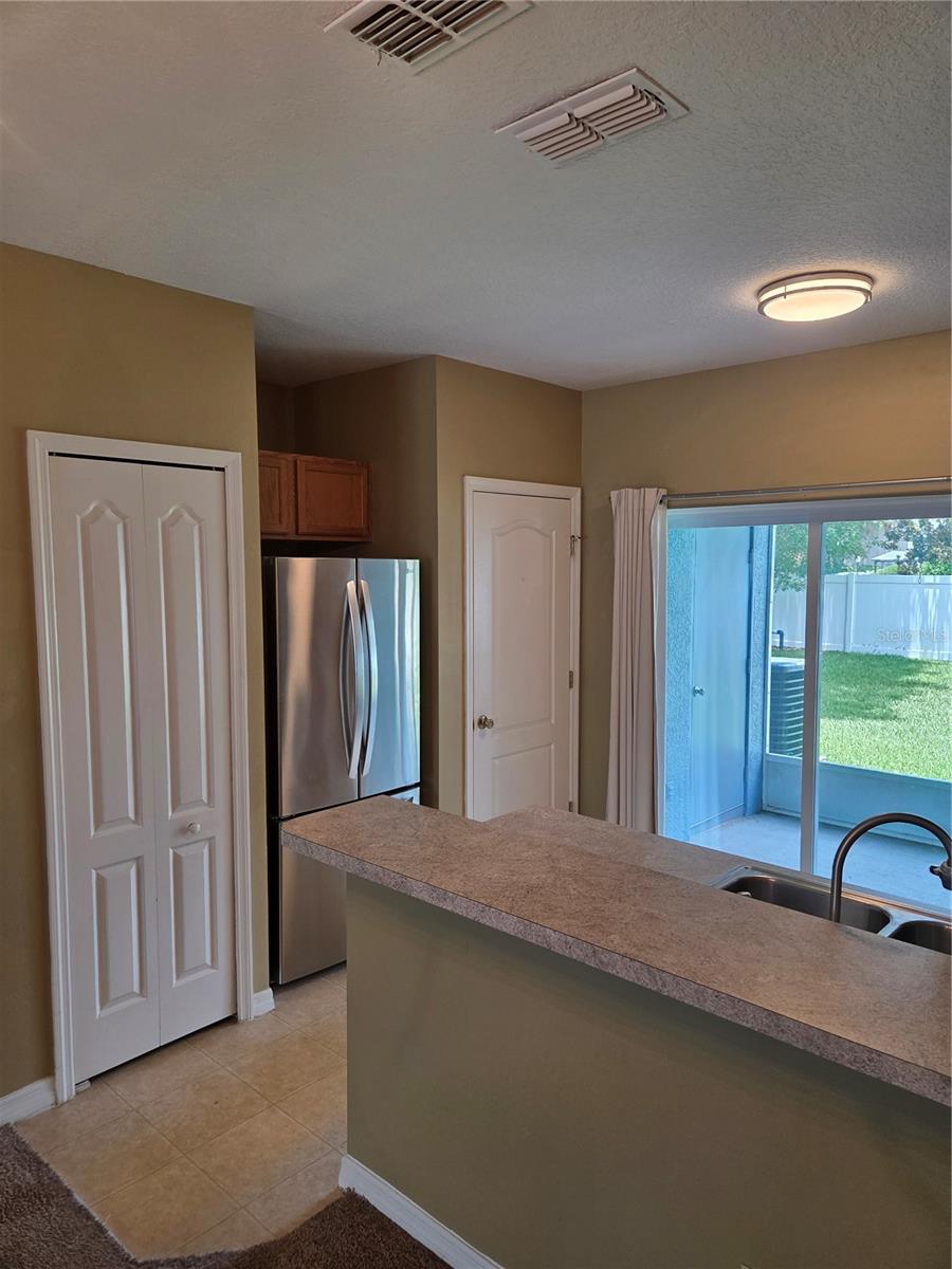 PLACID LAKE TWNHMS - Residential Lease