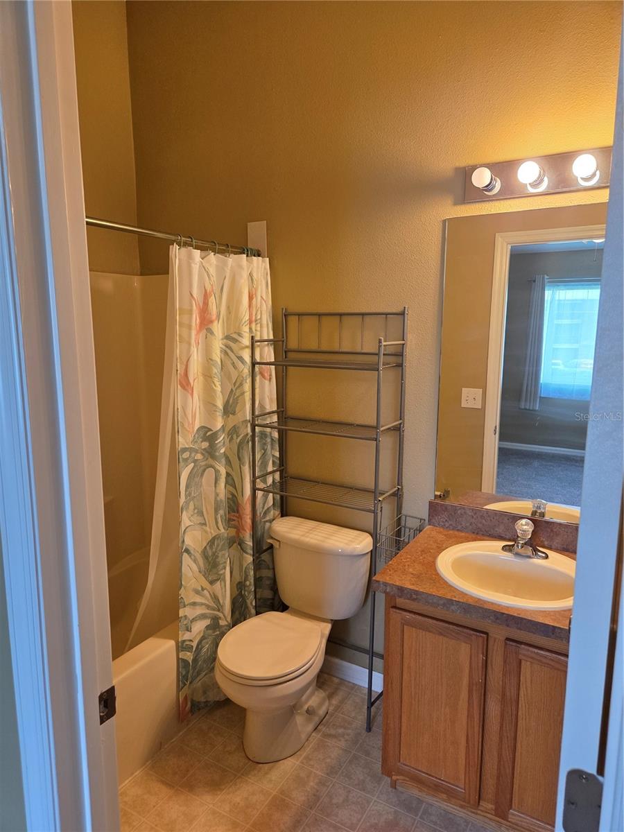 PLACID LAKE TWNHMS - Residential Lease