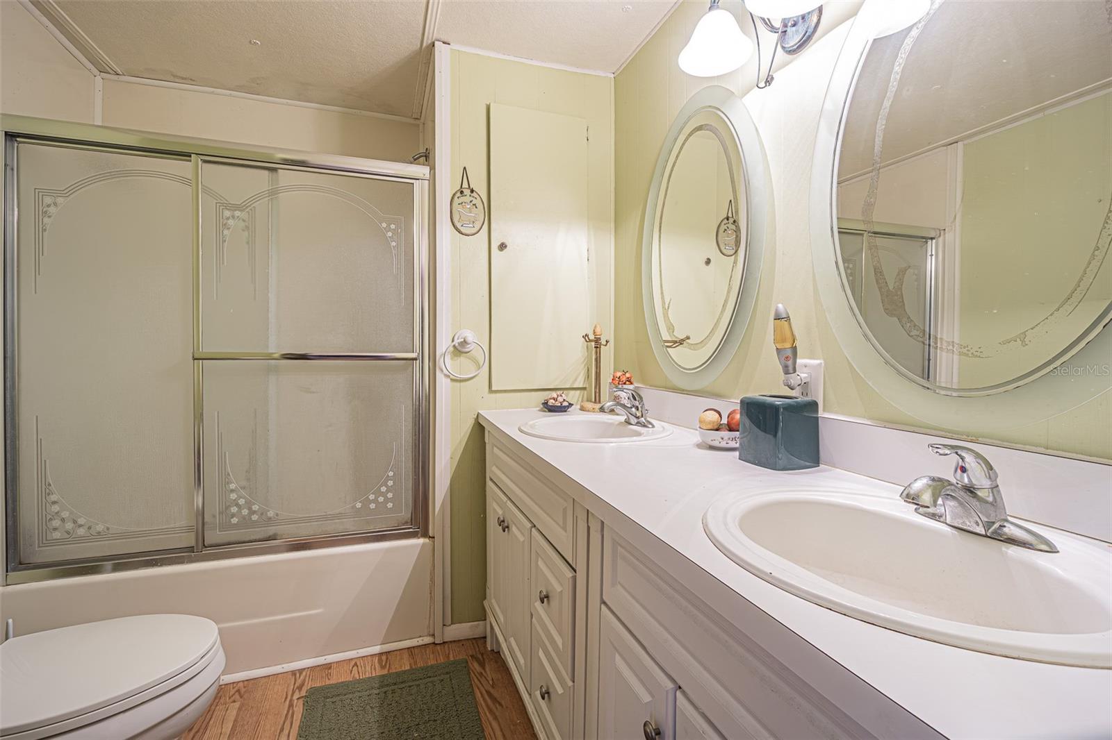 VALLEYDALE ACRES - Residential
