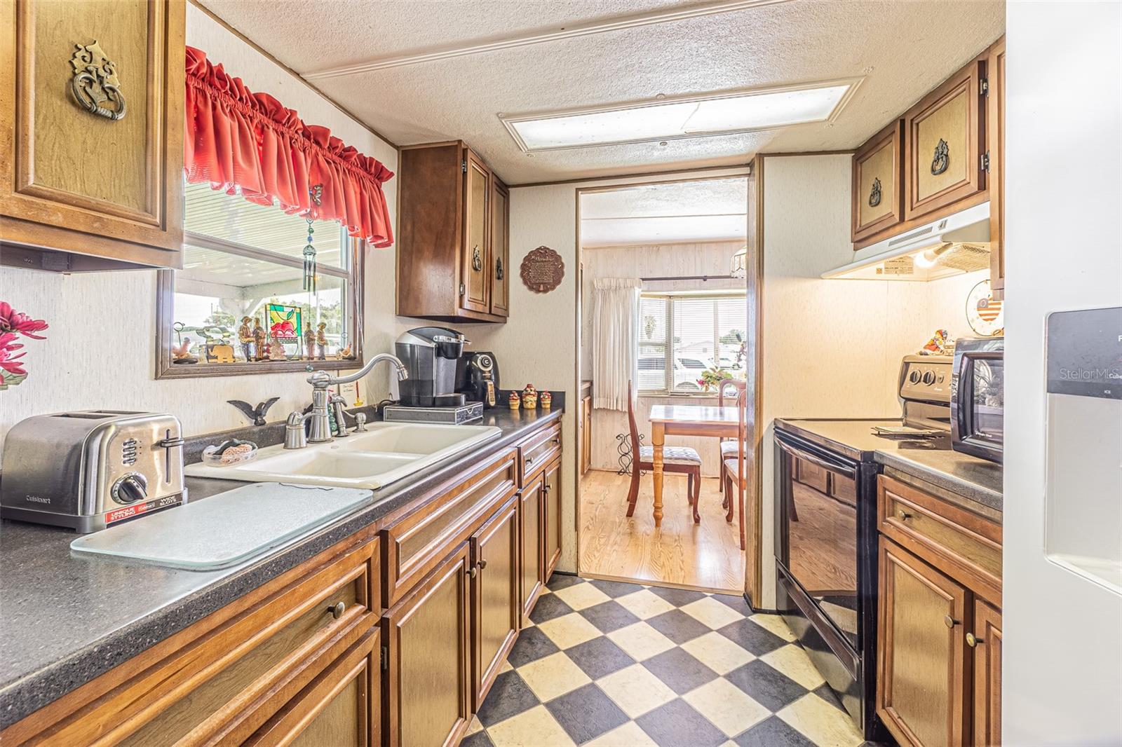 VALLEYDALE ACRES - Residential