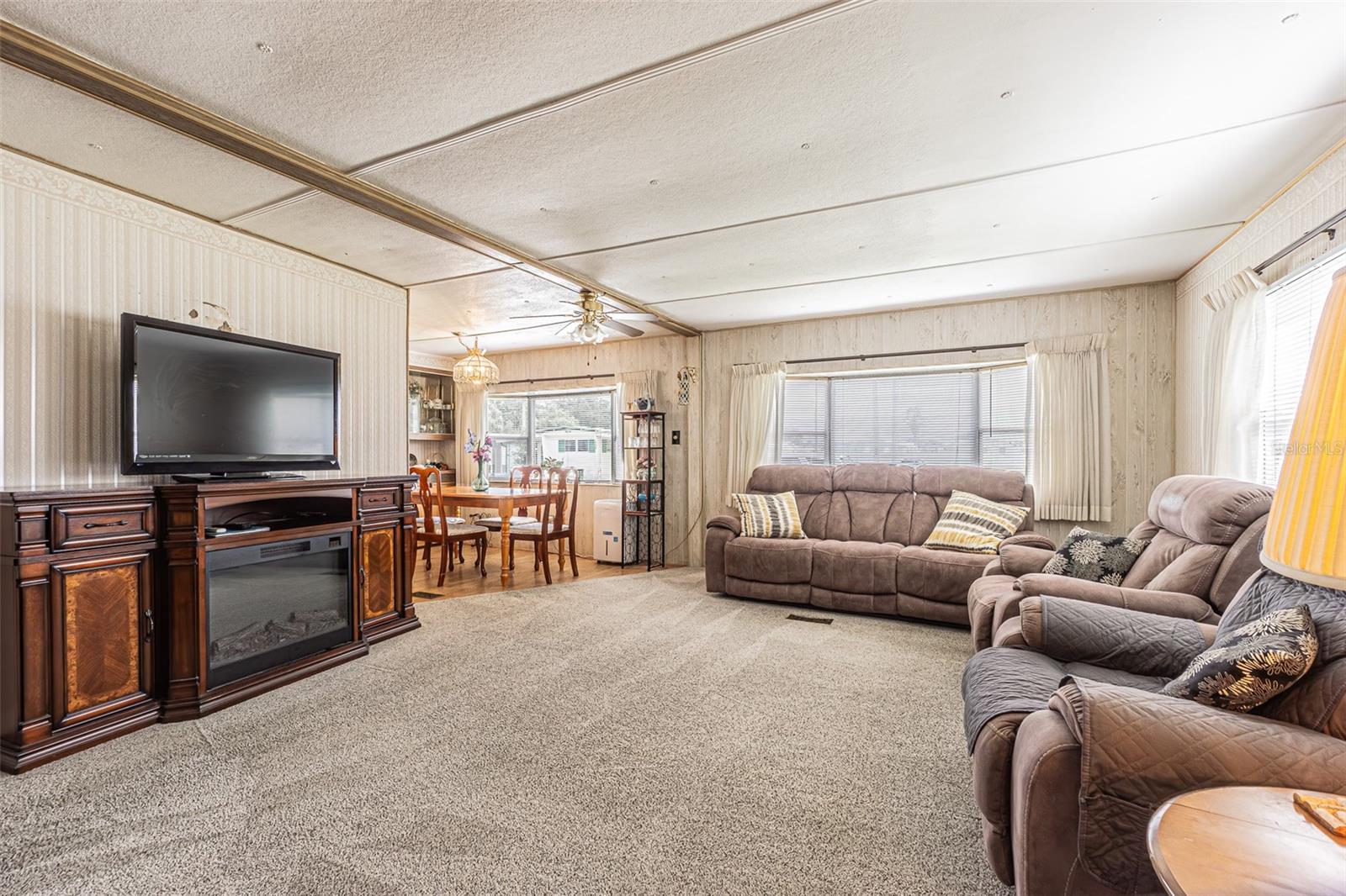 VALLEYDALE ACRES - Residential