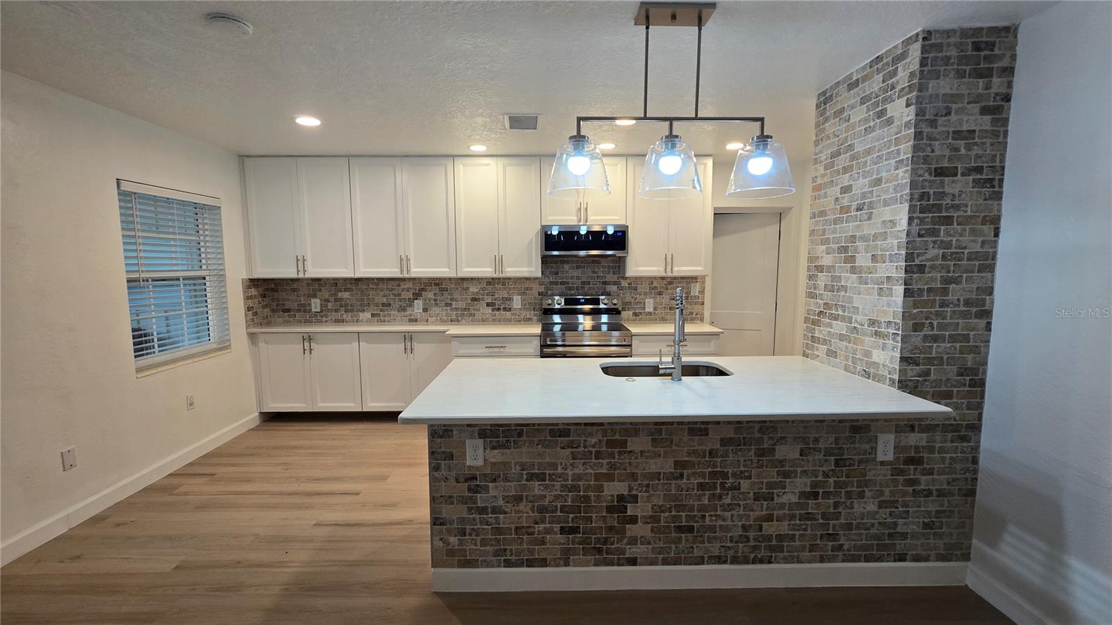 DALEYS UNIT 01 - Residential