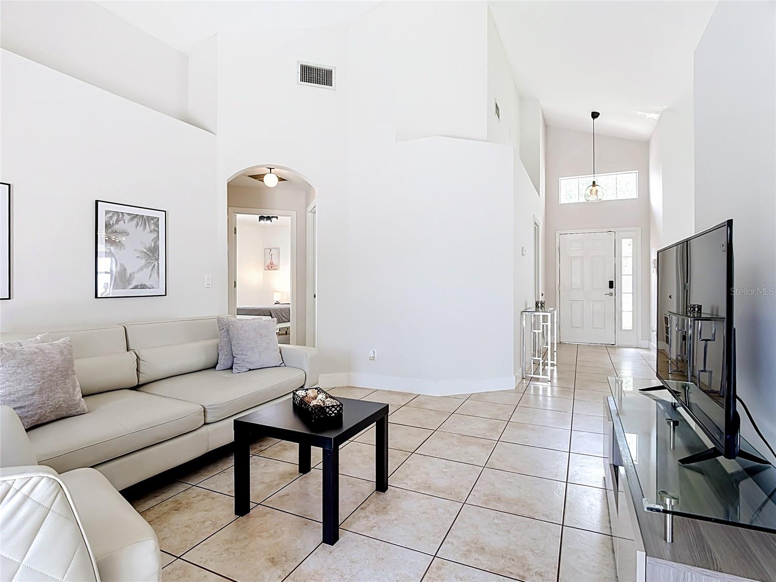 CRYSTAL COVE RESORT - Residential
