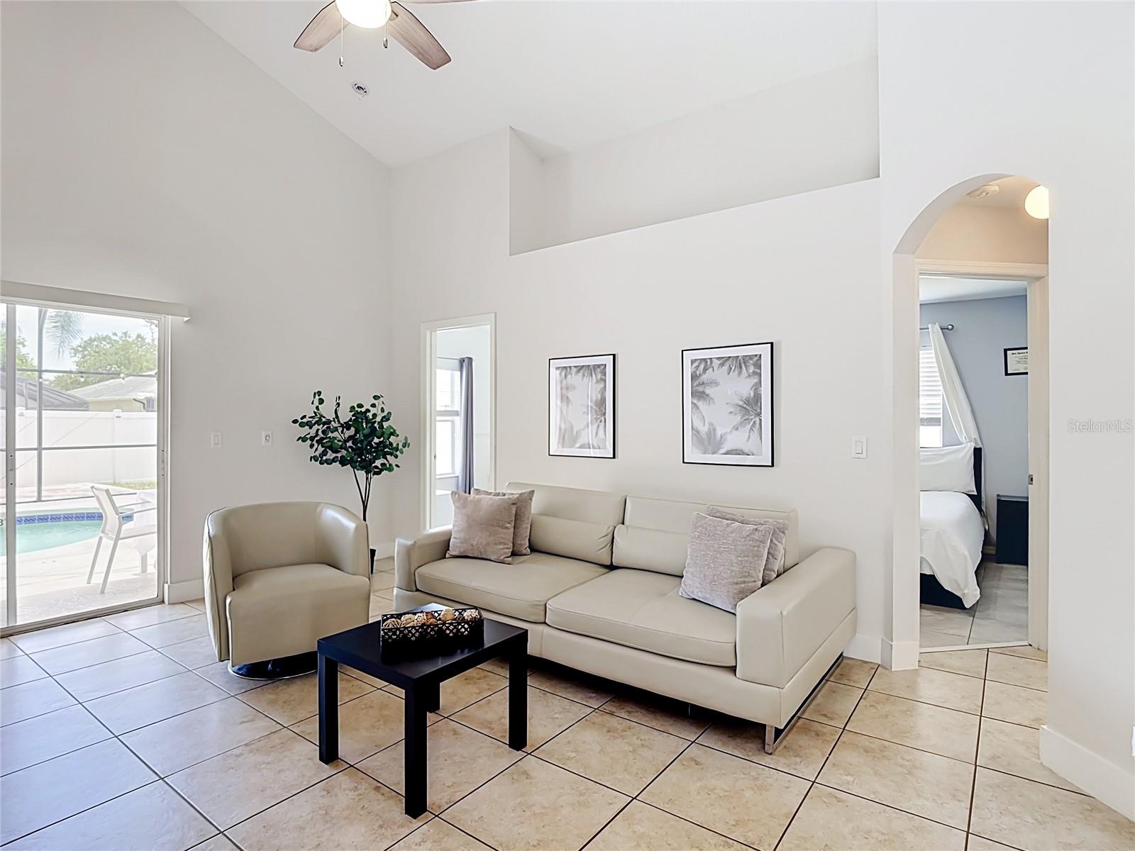 CRYSTAL COVE RESORT - Residential