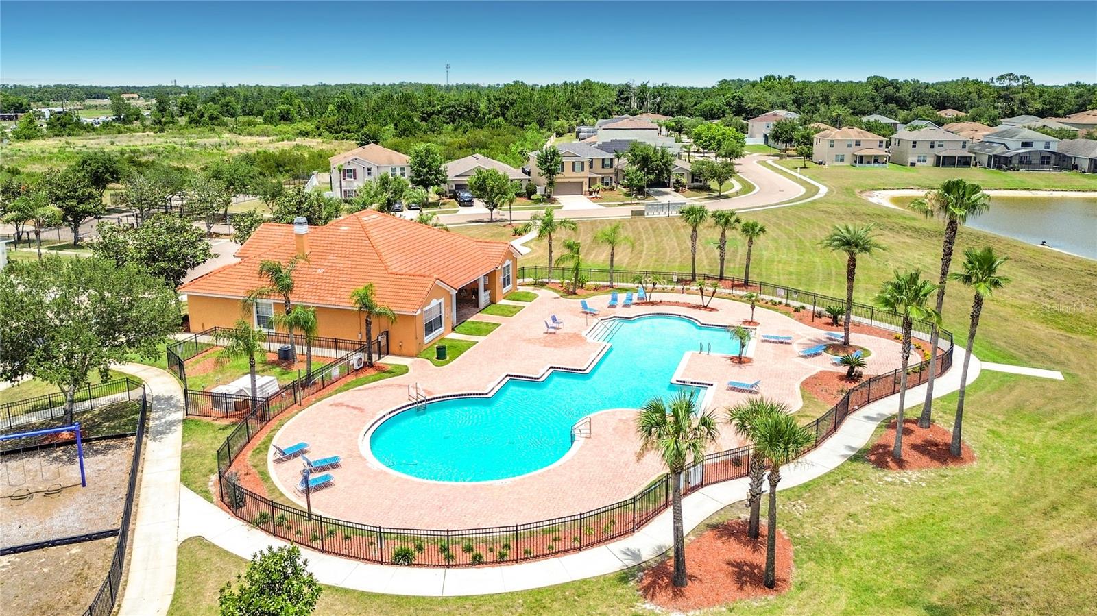 CRYSTAL COVE RESORT - Residential