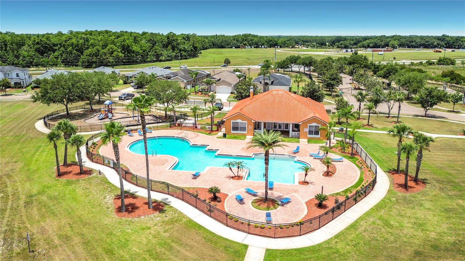 CRYSTAL COVE RESORT - Residential