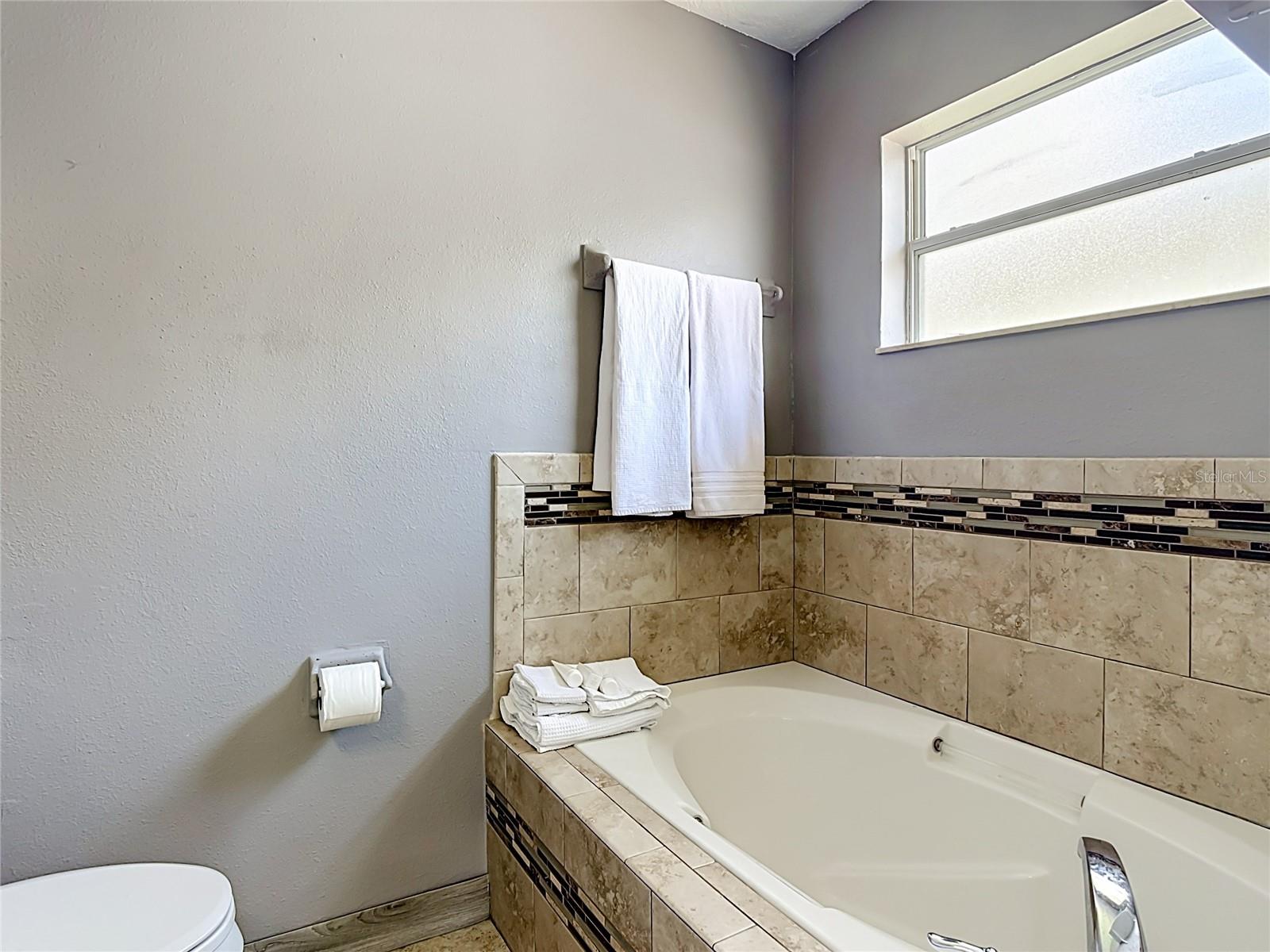 CRYSTAL COVE RESORT - Residential