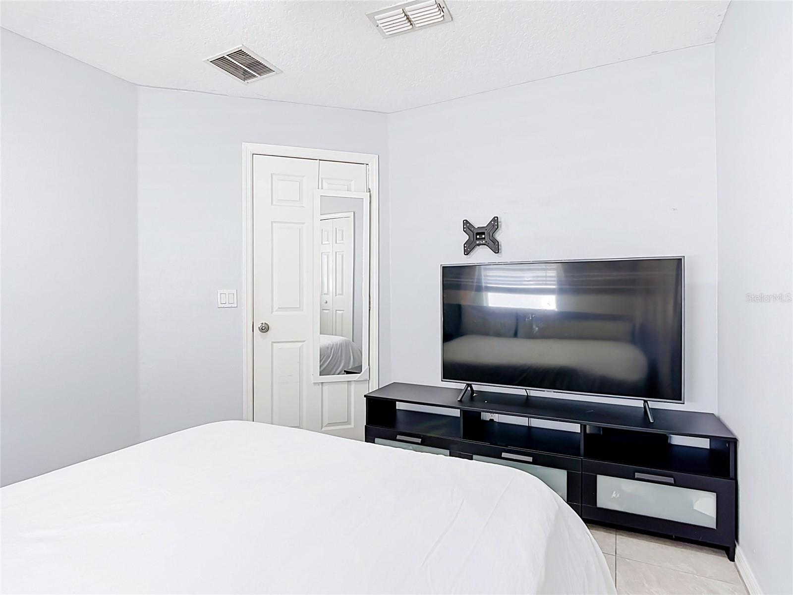 CRYSTAL COVE RESORT - Residential