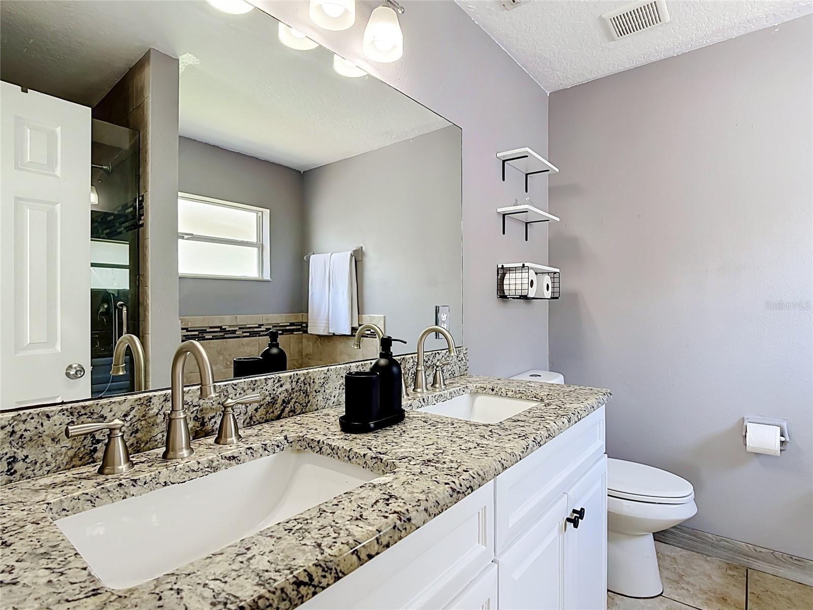 CRYSTAL COVE RESORT - Residential