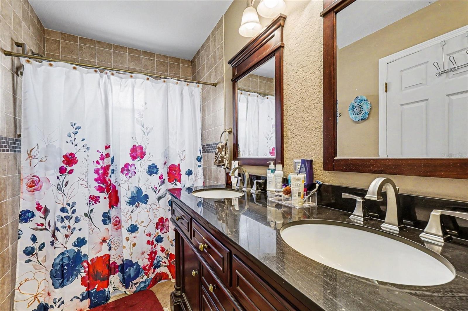 HEATHER GLEN PHASE ONE - Residential