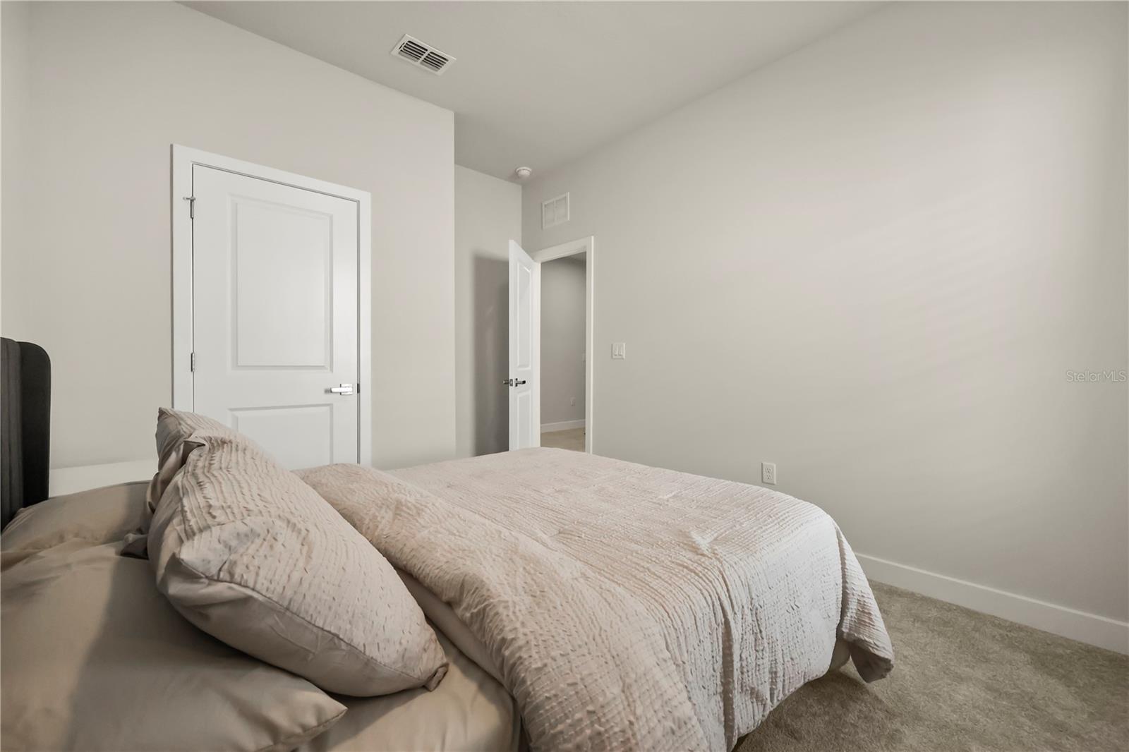 ASHTON COVEY PH ONE - Residential
