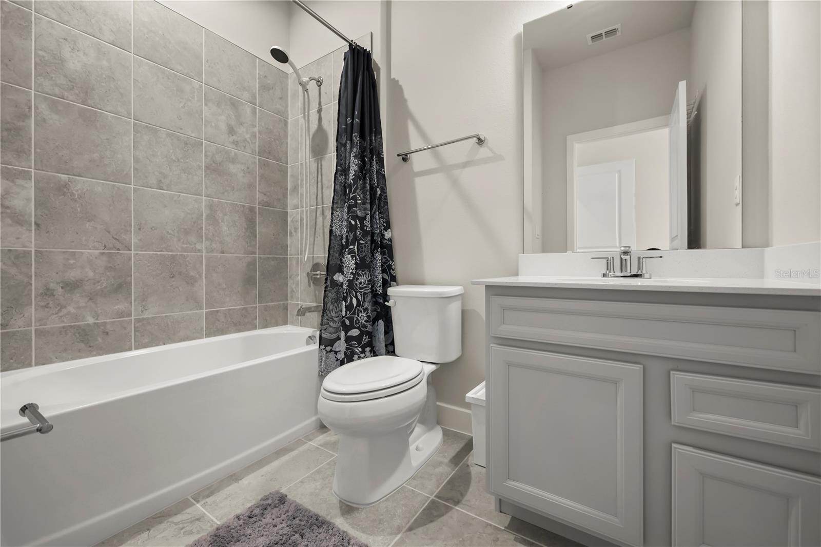 ASHTON COVEY PH ONE - Residential
