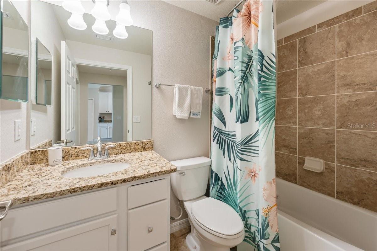 LAKEWOOD NATIONAL PH - Residential