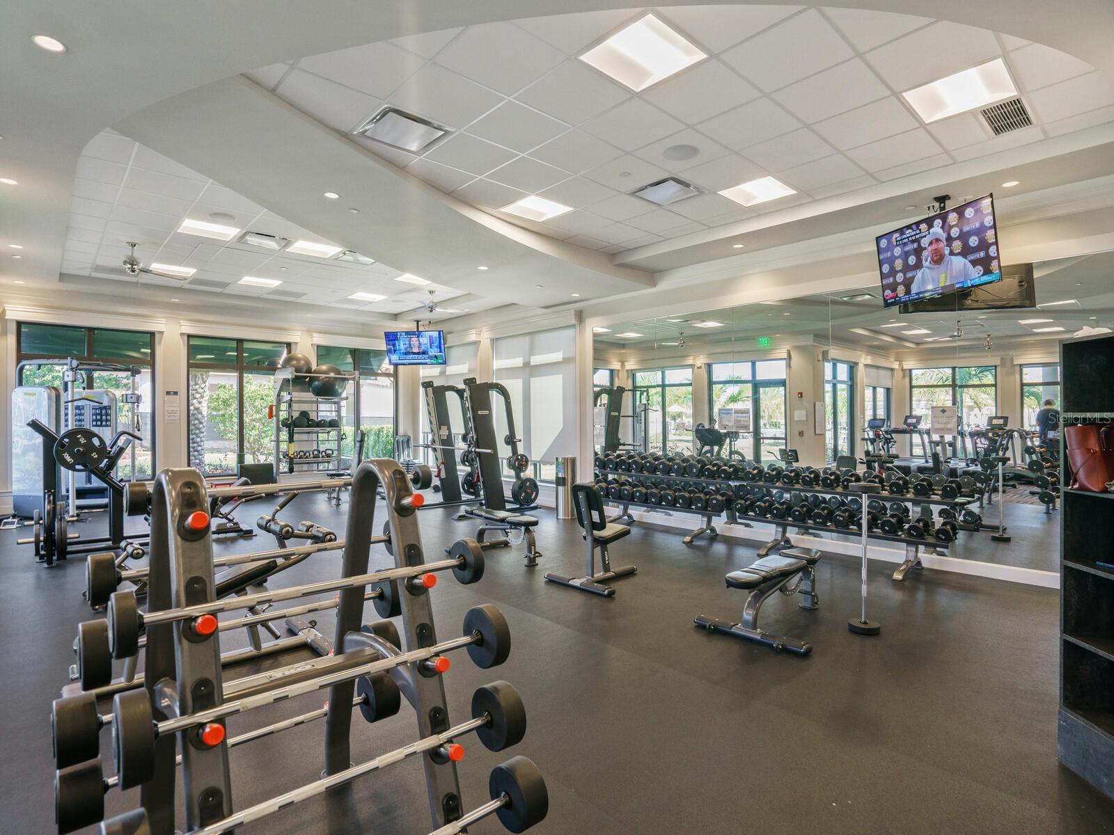 LAKEWOOD NATIONAL PH - Residential