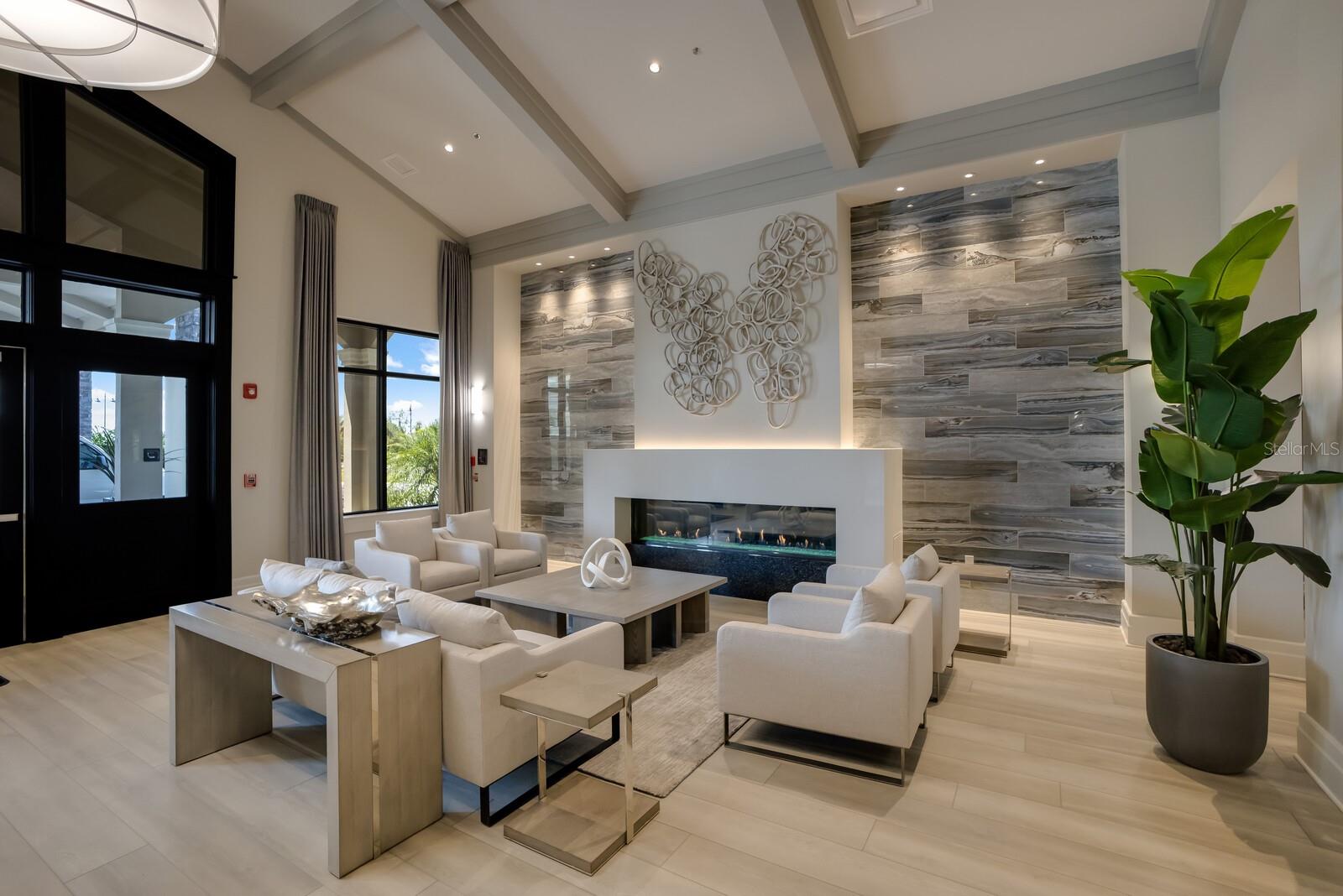 LAKEWOOD NATIONAL PH - Residential