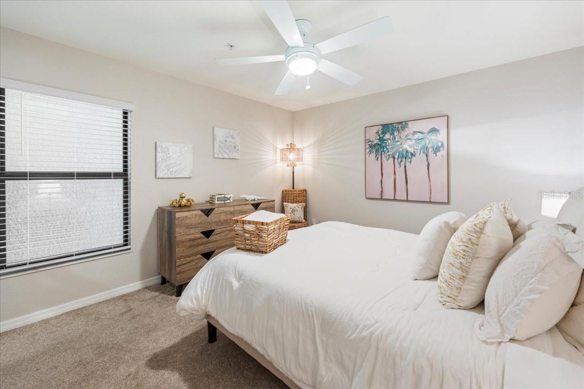LAKEWOOD NATIONAL PH - Residential