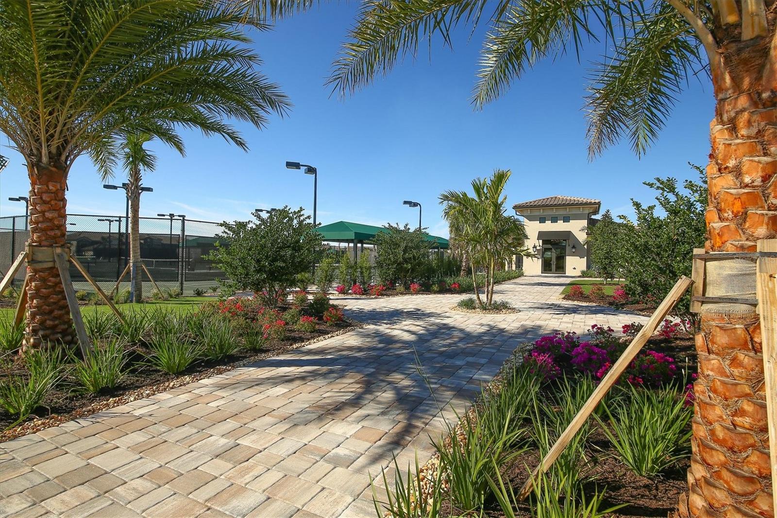 LAKEWOOD NATIONAL PH - Residential