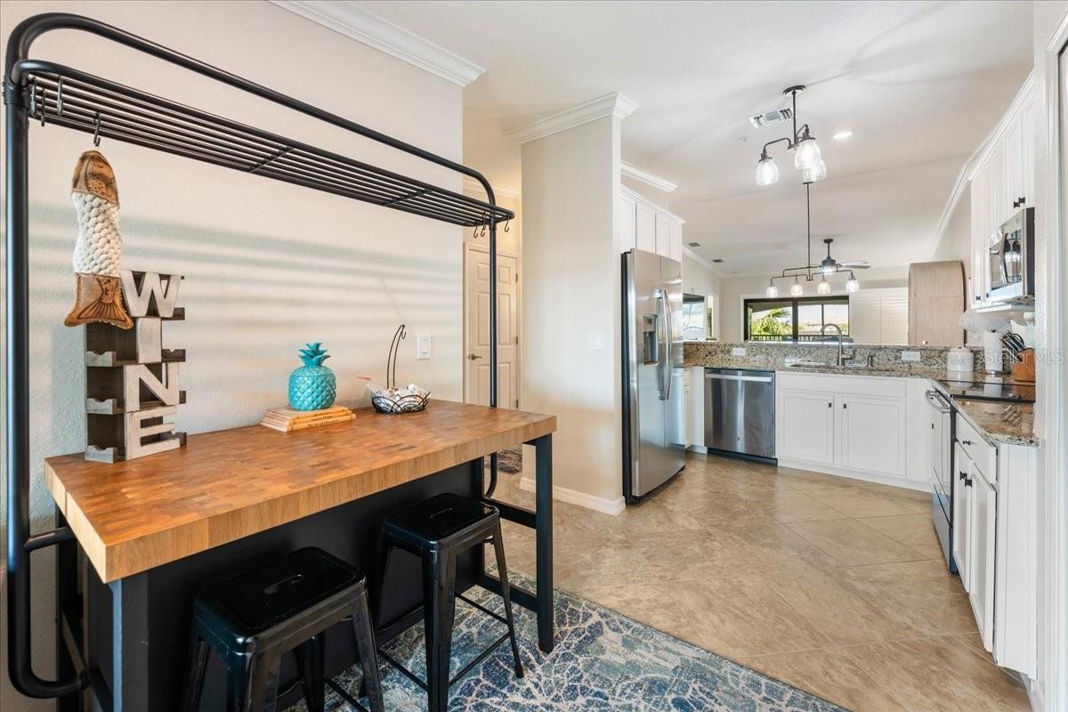LAKEWOOD NATIONAL PH - Residential