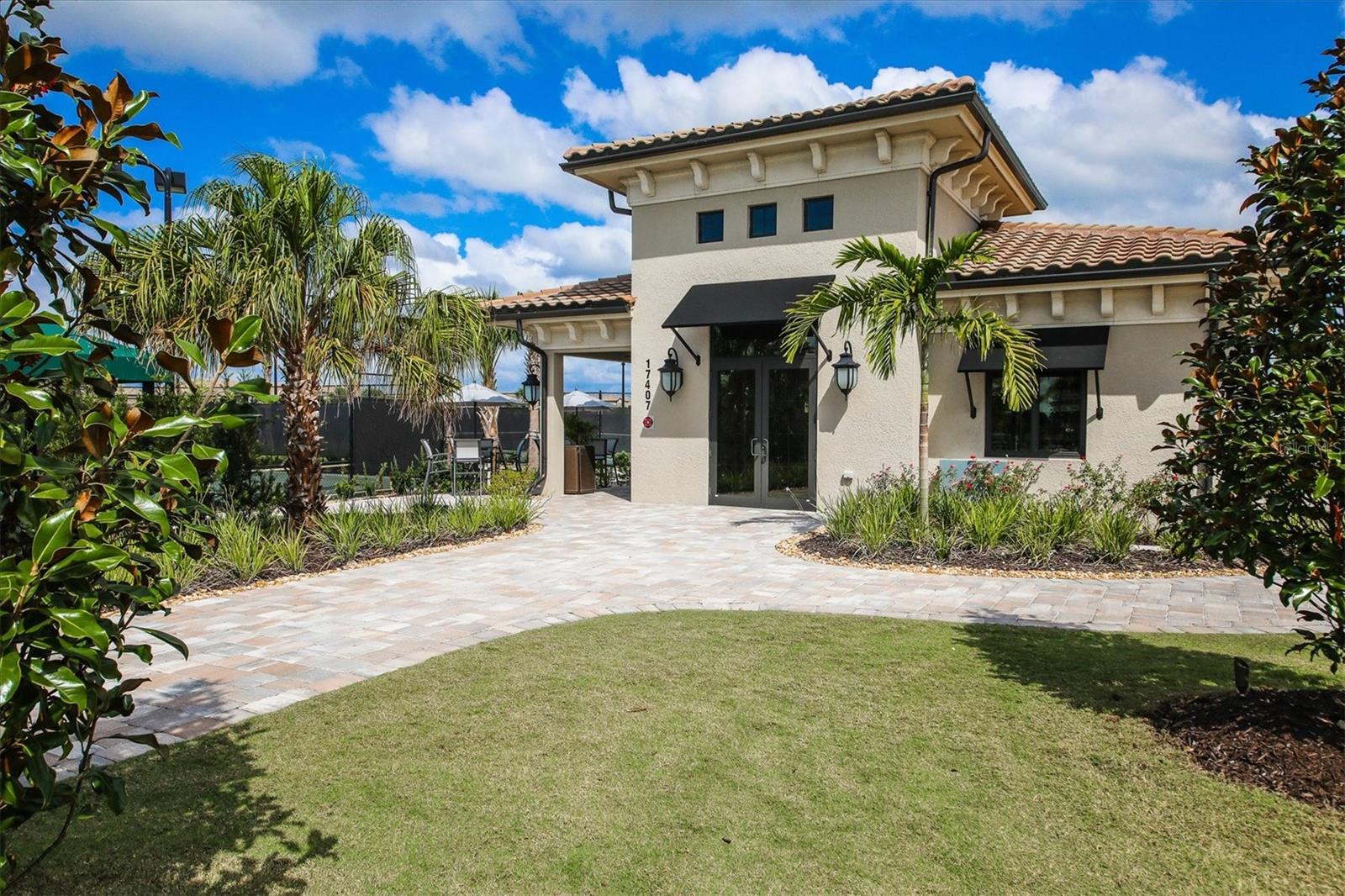 LAKEWOOD NATIONAL PH - Residential