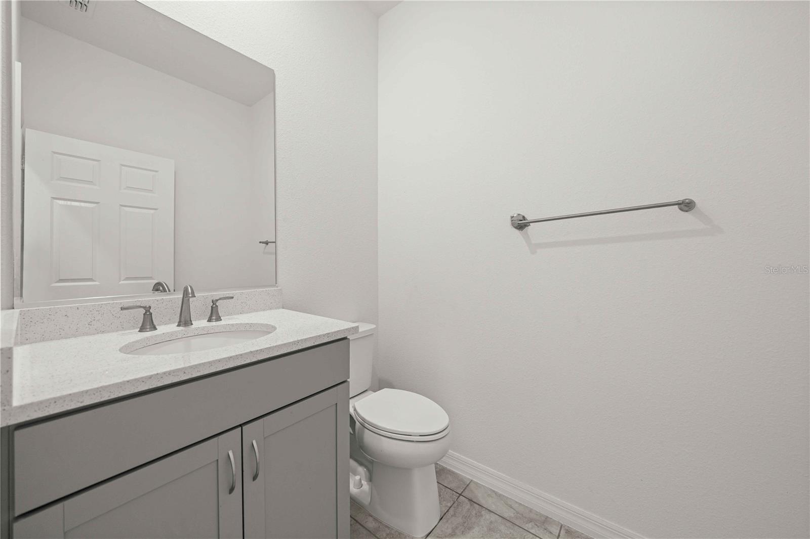 CALESA TOWNSHIP ROAN HILLS PH - Residential Lease