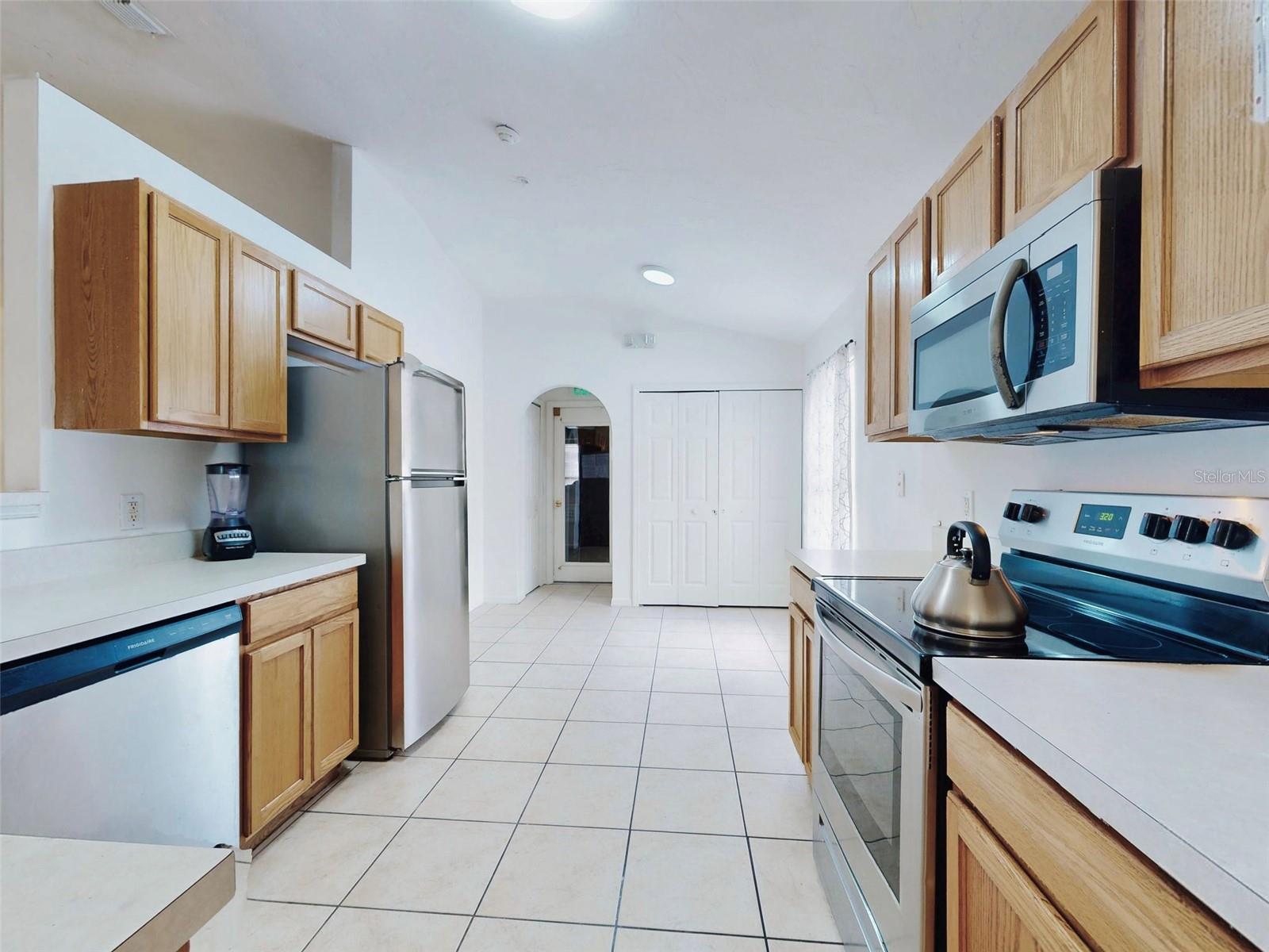 LAKE DOE COVE PH 03 G - Residential