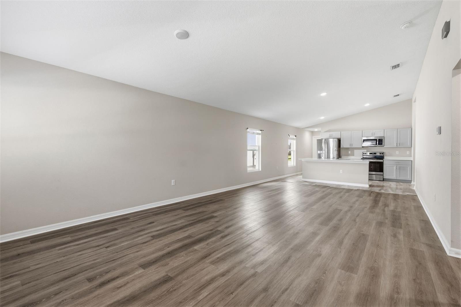 TRIPLE CRK PH 4 VILLAGE I - Residential