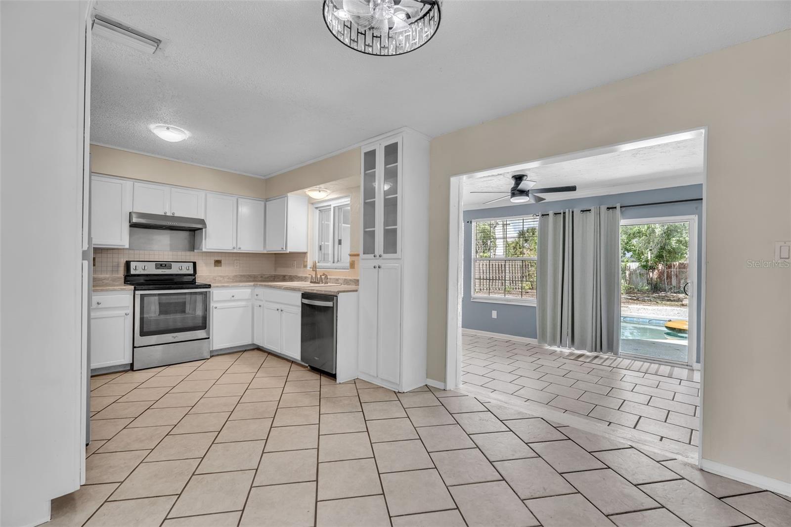 WHITFIELD ESTATES BLKS 55-63 - Residential
