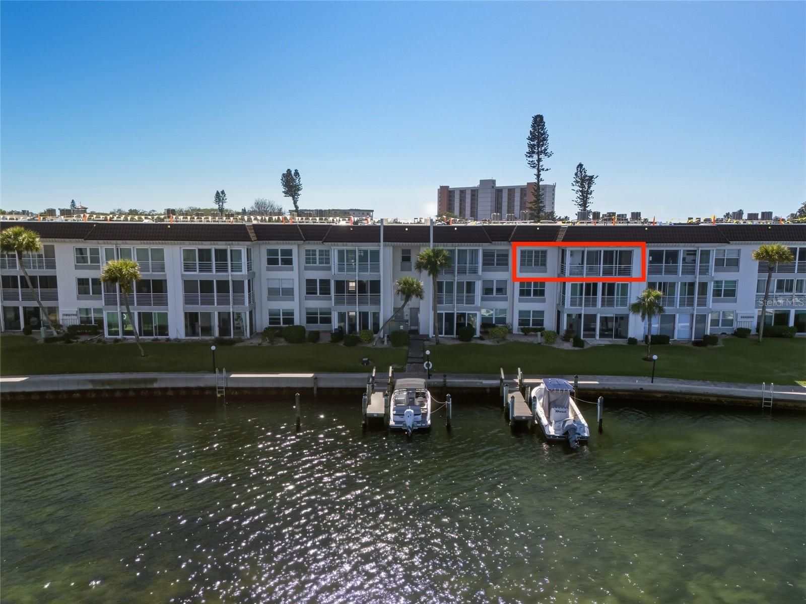 LONGBOAT HARBOUR - Residential