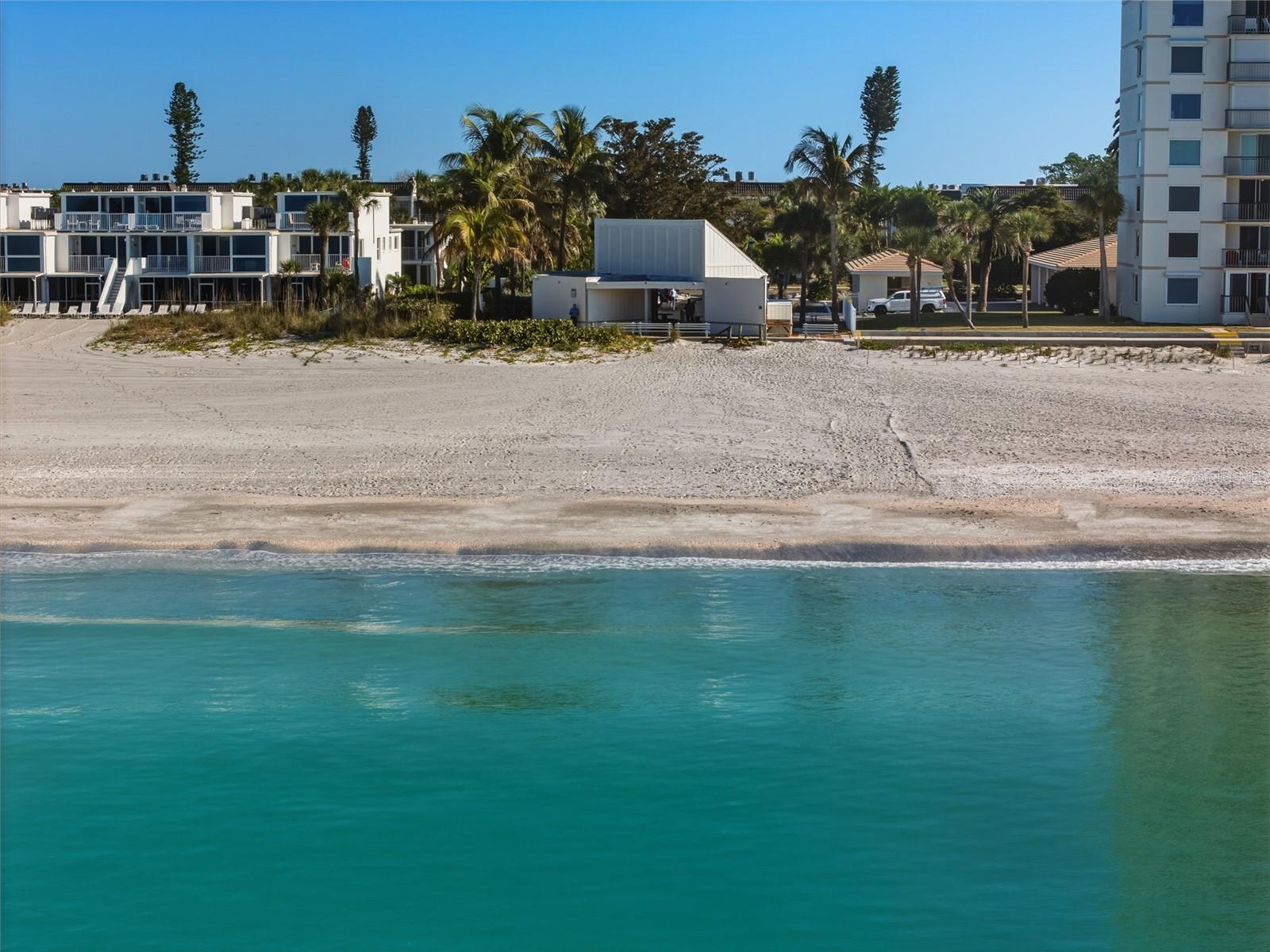 LONGBOAT HARBOUR - Residential