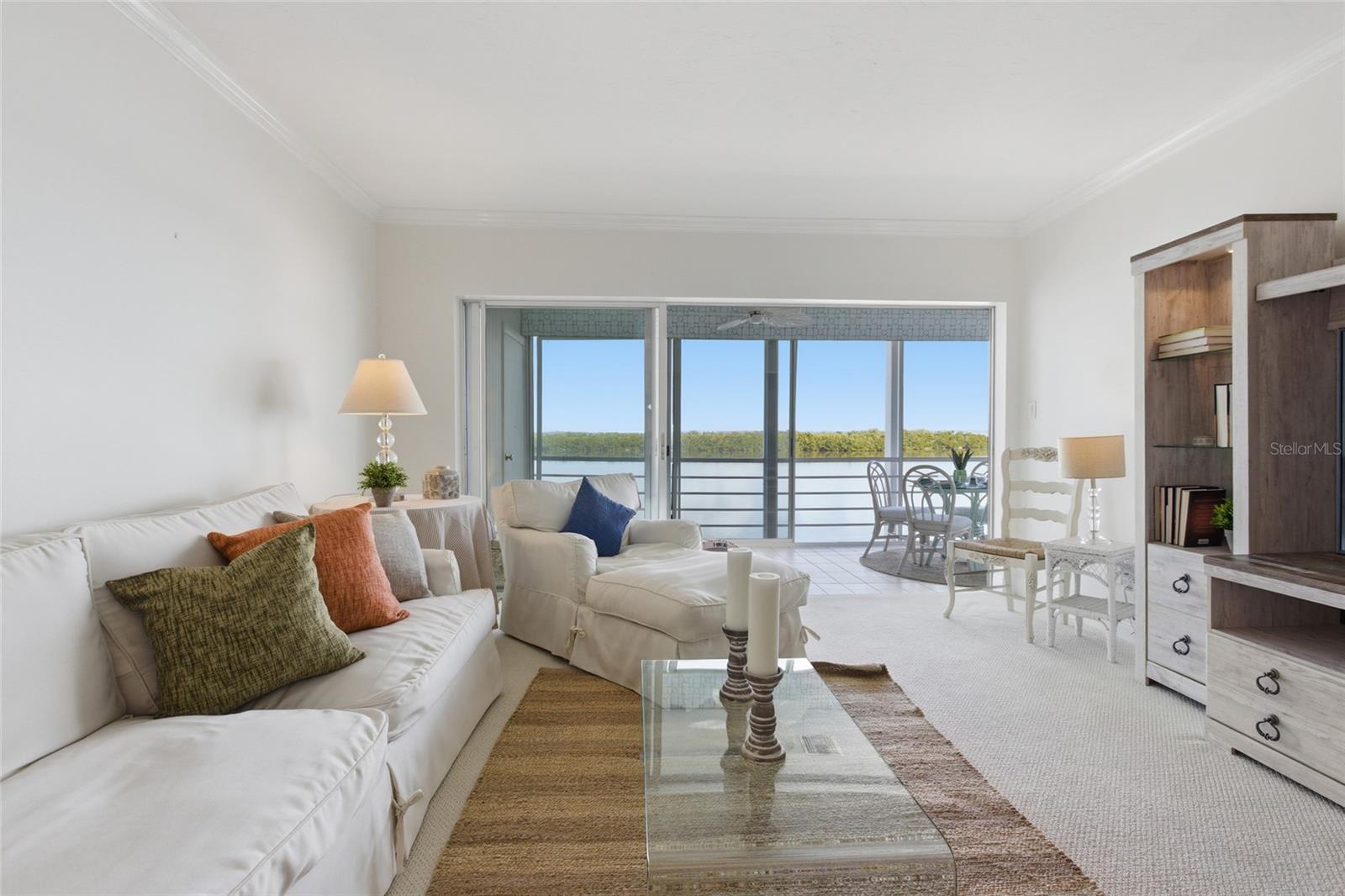 LONGBOAT HARBOUR - Residential
