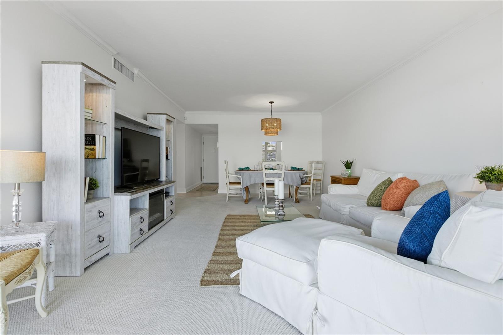 LONGBOAT HARBOUR - Residential
