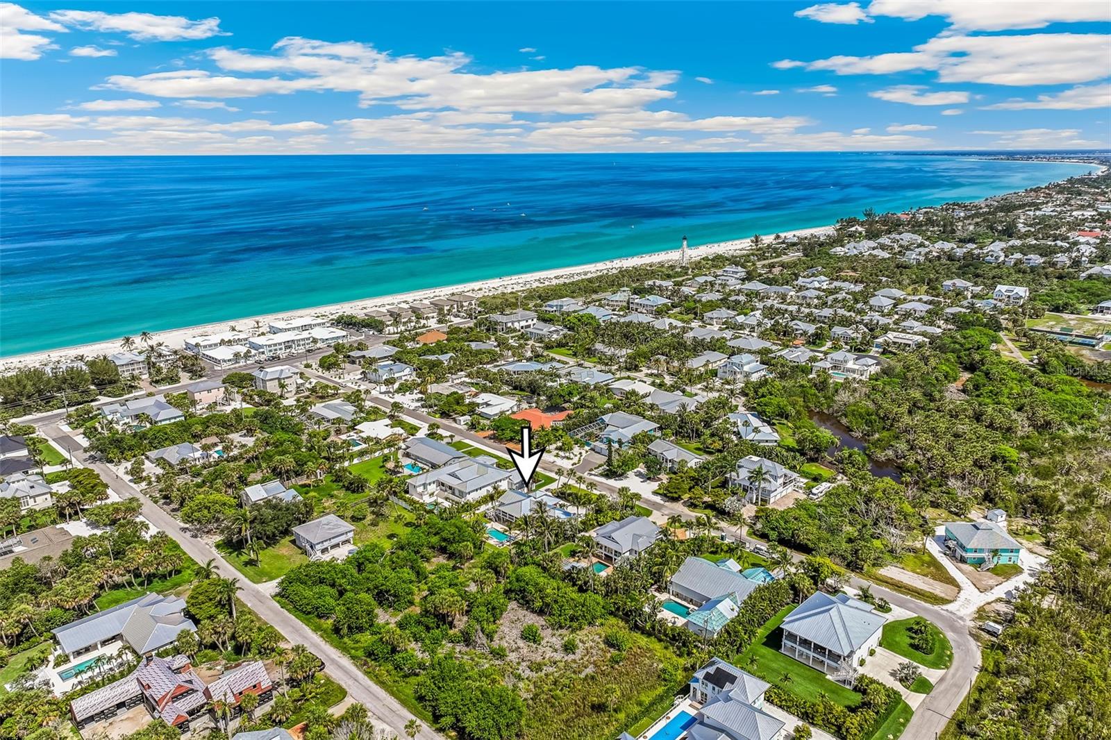GOLDEN BEACH - Residential