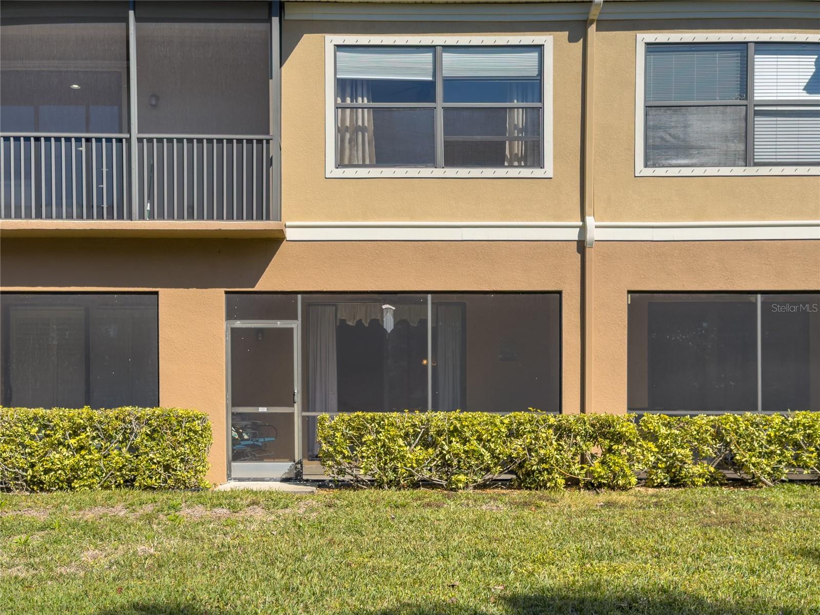 PALMA SOLA TRACE - Residential
