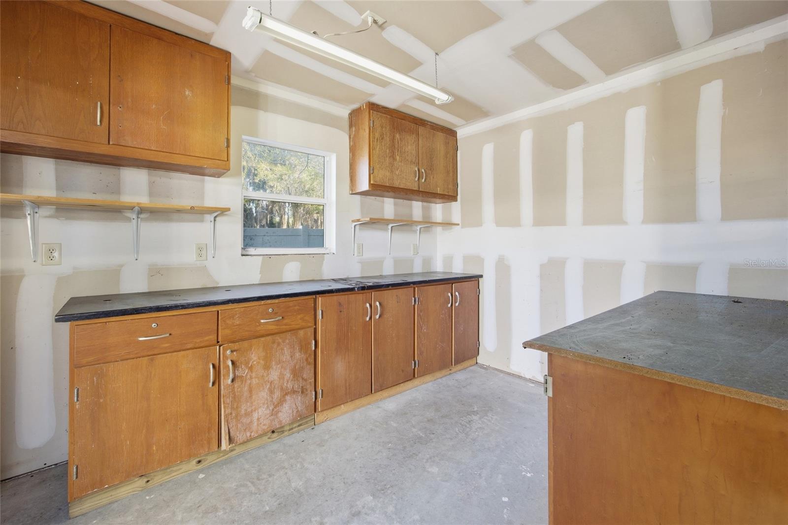 SMITH & DAUGHERTY ADD - Commercial Sale