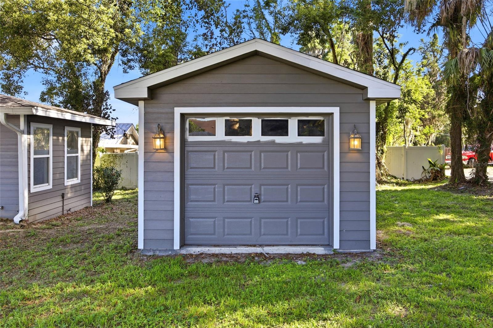 SMITH & DAUGHERTY ADD - Commercial Sale