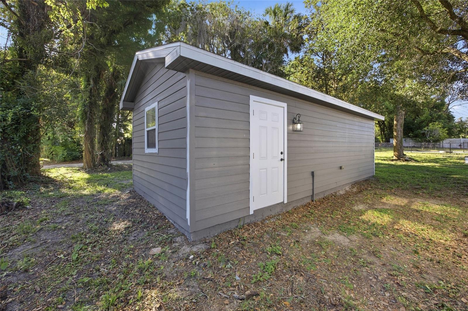 SMITH & DAUGHERTY ADD - Commercial Sale