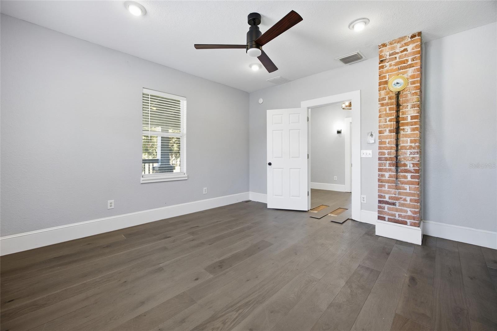 SMITH & DAUGHERTY ADD - Commercial Sale
