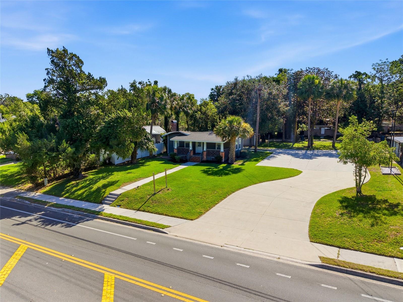 SMITH & DAUGHERTY ADD - Commercial Sale