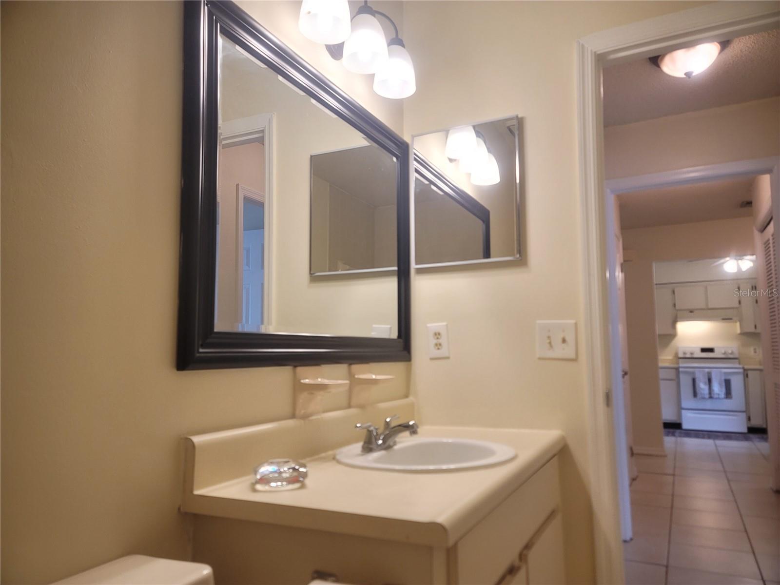 HEATHERWOOD CONDO PH 1 - Residential Lease