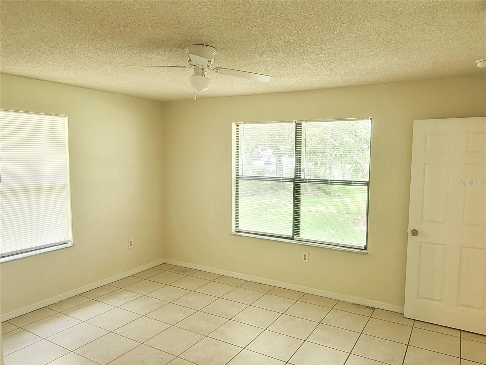 HEATHERWOOD CONDO PH 1 - Residential Lease