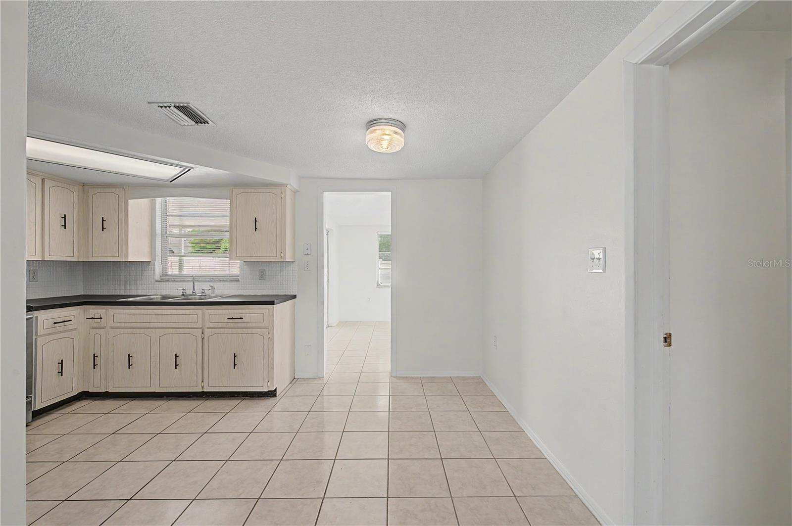 REGENCY PARK - Residential